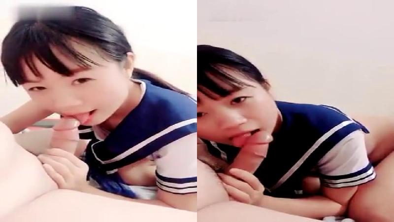 長相萌萌噠妹子學生制服雙人啪啪大秀抱起來猛操搞完再到浴室口交很是誘惑喜歡不要錯過