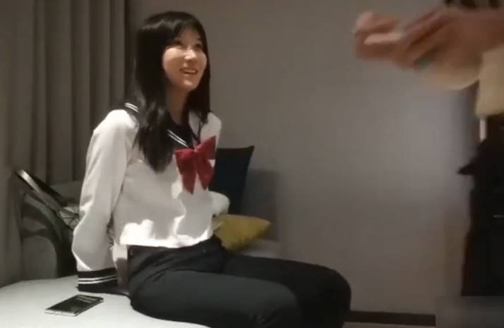 妹子返场 JK日系校园制服诱惑