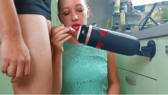 宅男們的日常 -西洋 無碼 -搶救俄國老公小GG - Girl Try to S..hreesome and Test an Amazing Sex Toy